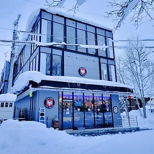  Hotel Q Fox Black Diamond