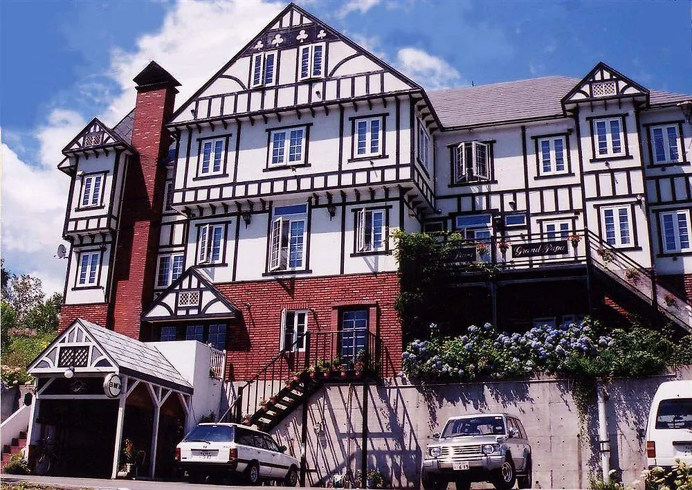 Grandpapa Hotel Hirafu 3*,
